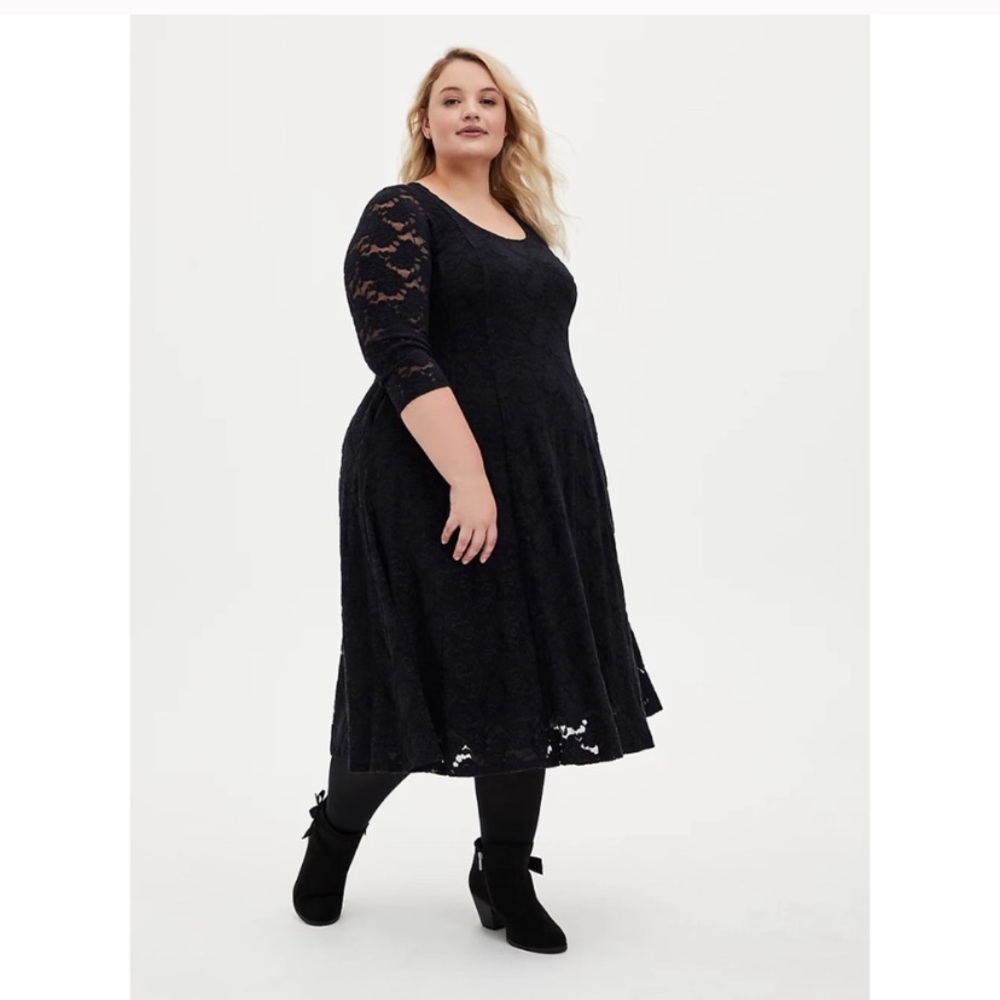Torrid brushed lace fluted dress